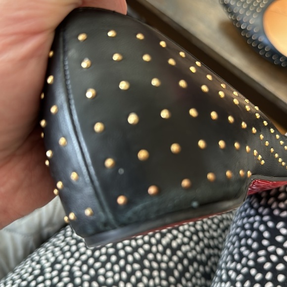 Christian Louboutin Iriza Plume Flats - Picture 7 of 9